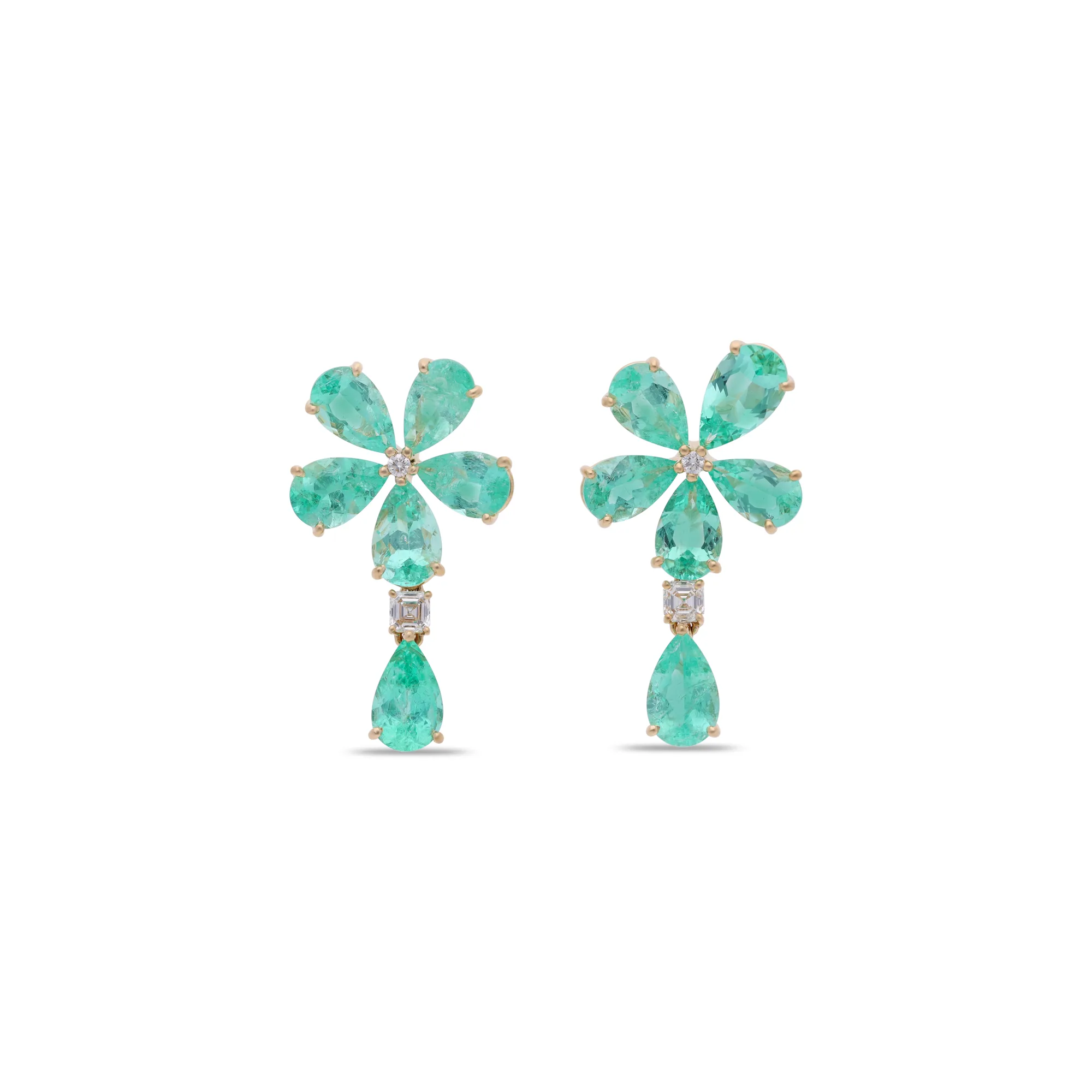 Pendientes de oro 18K con zafiro azul y diamantes