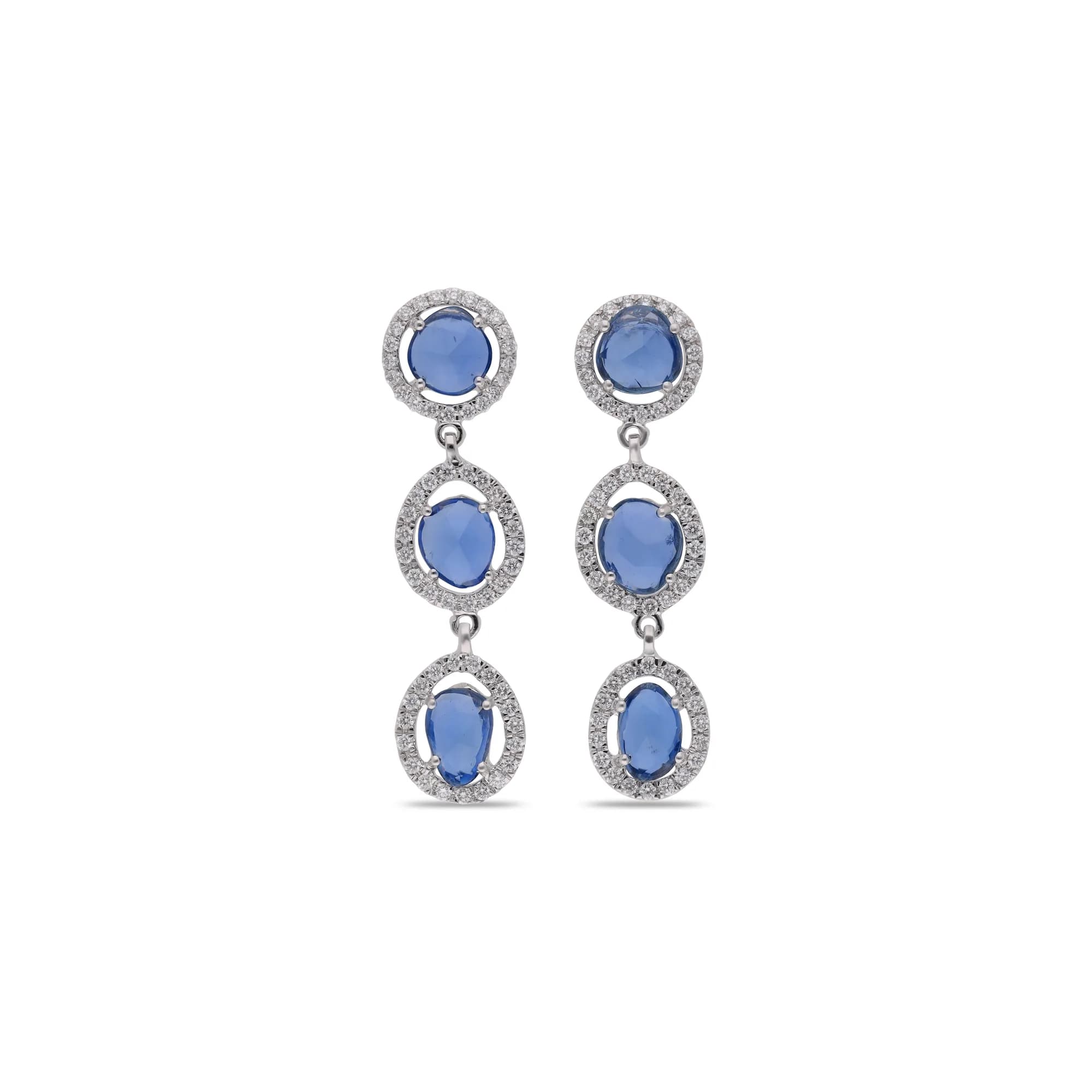 ホワイトゴールドのイヤリング(サファイア、ダイヤモンド)、参照番号 HNE-2366