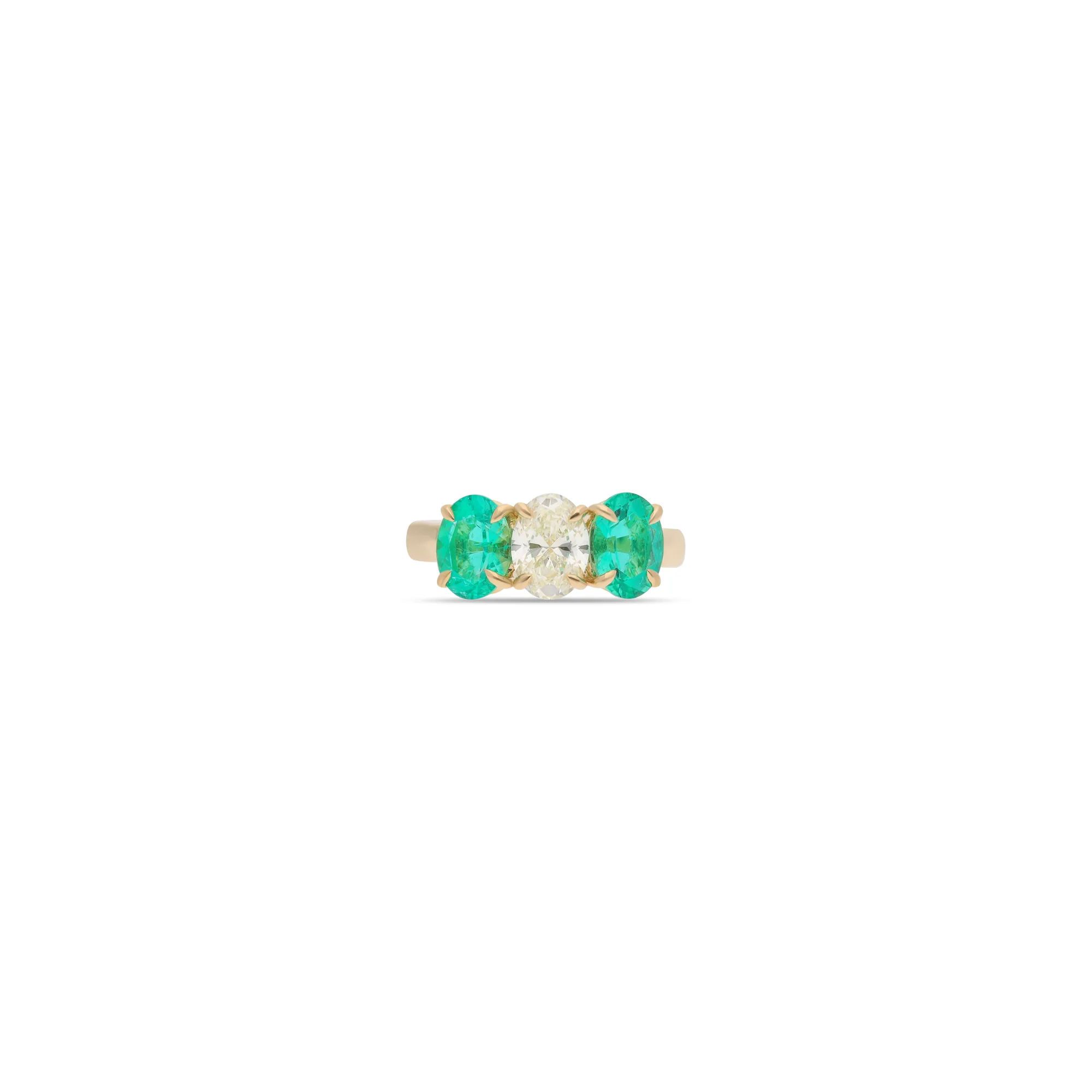Anillo de oro 18K con esmeralda y diamantes